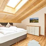 Krennlehen Apartament *